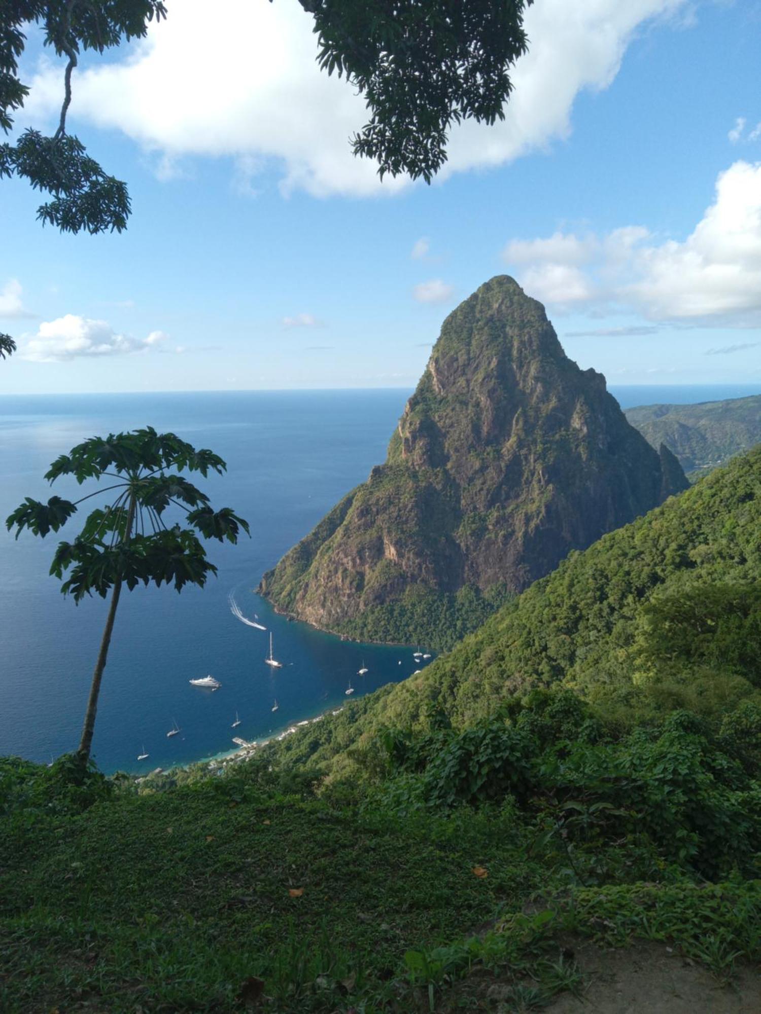 Garfields Hiddengem Villa Soufrière Eksteriør bilde